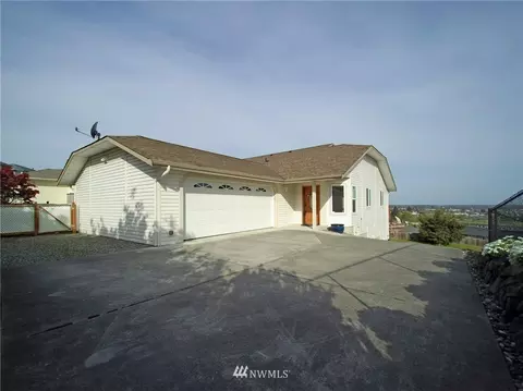 91 Coral Dr, Sequim, WA 98382 photo 3