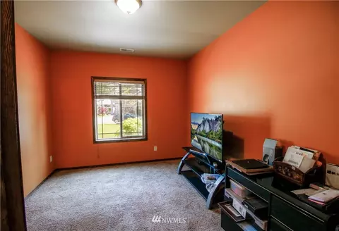 20714 68th Ave E, Spanaway, WA 98387 photo 5