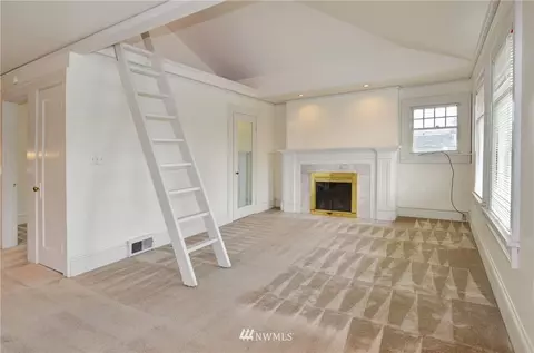 926 Broadway E, Seattle, WA 98102 photo 6