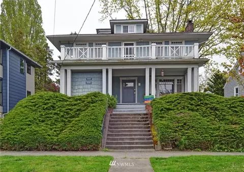 926 Broadway E, Seattle, WA 98102 photo 2