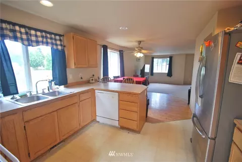 29118 9th Ave E, Roy, WA 98580 photo 11