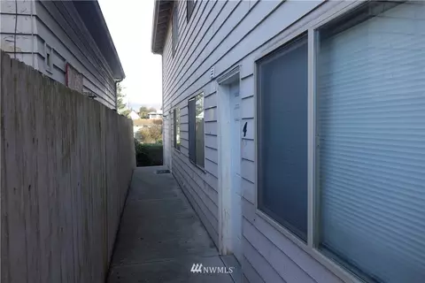 3230 Rucker Ave, Everett, WA 98201 photo 3