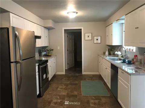 616 167th St S, Spanaway, WA 98387 photo 5