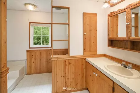 27320 SE Mud Mountain Rd, Enumclaw, WA 98022 photo 13