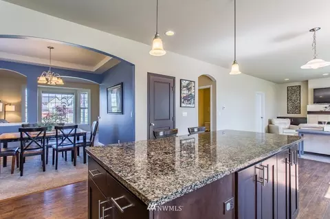 104 Balmer St SW, Orting, WA 98360 photo 8