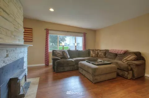 820 Semanski St, Enumclaw, WA 98022 photo 6