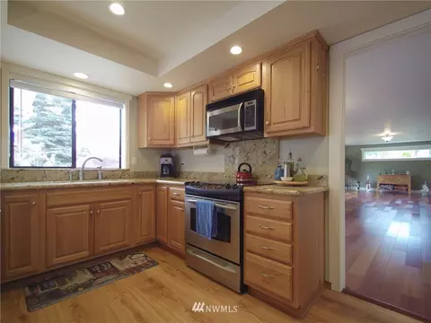 560 Williamson Rd, Sequim, WA 98382 photo 3
