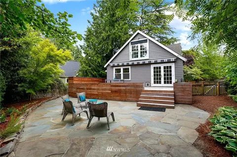 2271 E Howe St, Seattle, WA 98112 photo 21