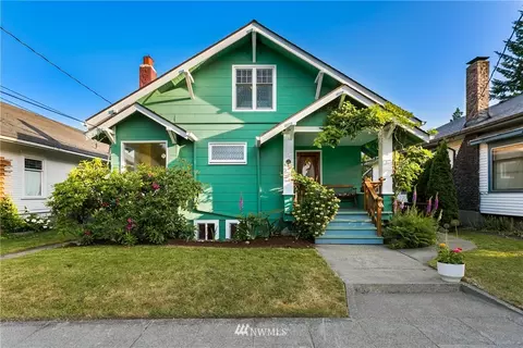 731 N 68th Ave, Seattle, WA 98103 photo 1