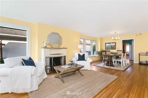 731 N 68th Ave, Seattle, WA 98103 photo 9