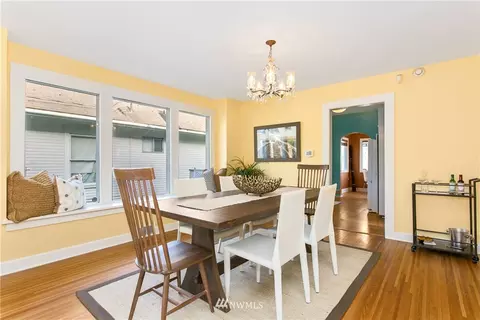 731 N 68th Ave, Seattle, WA 98103 photo 11