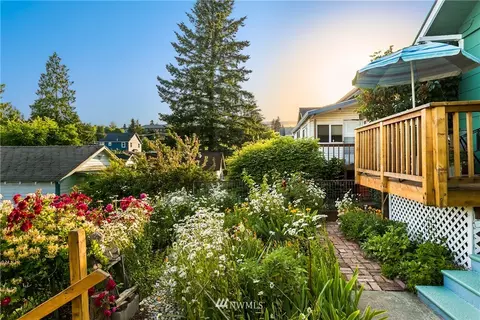 731 N 68th Ave, Seattle, WA 98103 photo 25