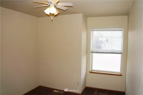 414 Corrin Ave NW, Orting, WA 98360 photo 20