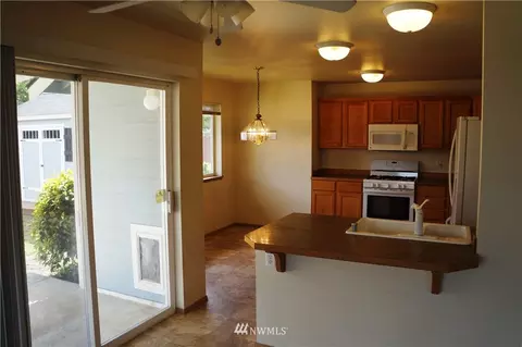414 Corrin Ave NW, Orting, WA 98360 photo 6