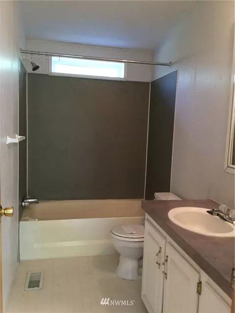 46475 Baker Loop Rd, Concrete, WA 98237 photo 8