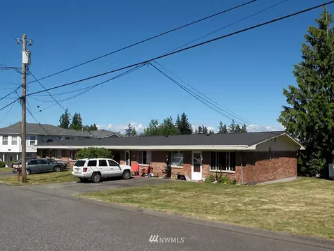 4827 Vesper Dr, Everett, WA 98203 photo 1