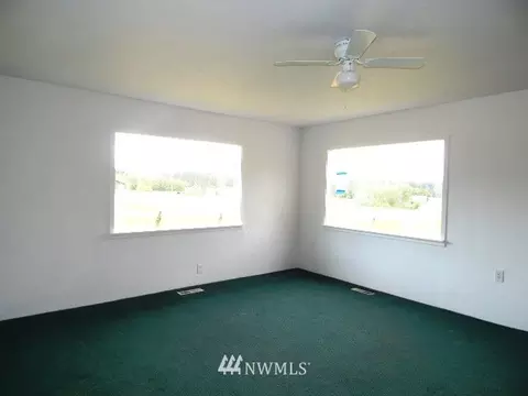 502 Parrish Rd, Sequim, WA 98382 photo 4