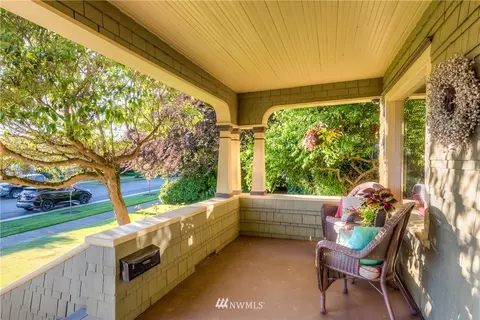 1123 Rucker Ave, Everett, WA 98201 photo 3