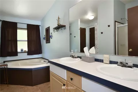36716 320th Ave SE, Enumclaw, WA 98022 photo 18