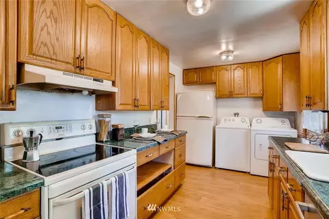 6430 W Beech St, Everett, WA 98203 photo 6