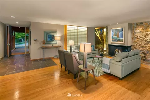 2411 38th Ave E, Seattle, WA 98112 photo 5