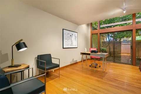 2411 38th Ave E, Seattle, WA 98112 photo 20