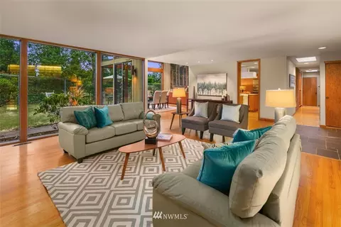 2411 38th Ave E, Seattle, WA 98112 photo 9