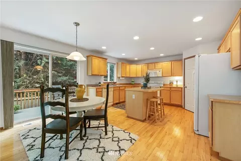 18332 27th Dr SE, Bothell, WA 98012 photo 8
