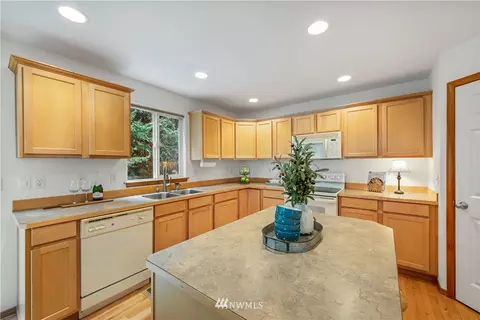 18332 27th Dr SE, Bothell, WA 98012 photo 7