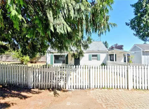 7015 Colby Ave, Everett, WA 98203 photo 1