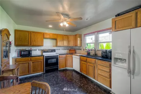 363 Rainier Ave, Enumclaw, WA 98022 photo 6
