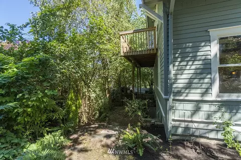 3015 E Spring St, Seattle, WA 98122 photo 23