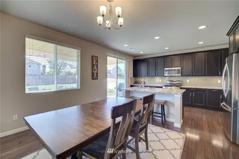 210 Gipple St NE, Orting, WA 98360 photo 8