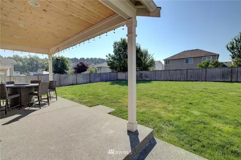 210 Gipple St NE, Orting, WA 98360 photo 23