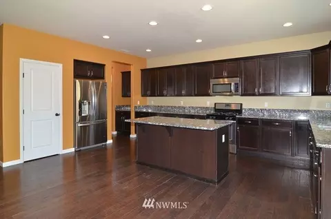 7309 Radius Loop SE, Lacey, WA 98516 photo 2