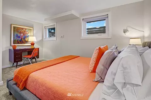 2425 E Helen St, Seattle, WA 98112 photo 19
