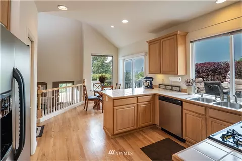 2825 202nd St SE, Bothell, WA 98012 photo 6