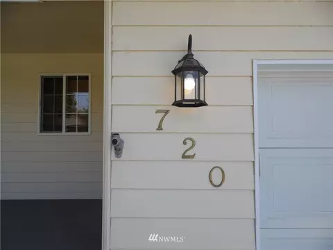 720 Elm St, Othello, WA 99344 photo 14