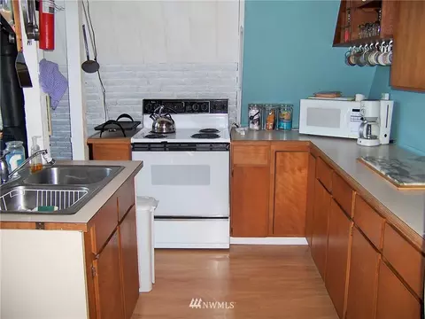 111 E Orchard Beach Dr, Grapeview, WA 98546 photo 3