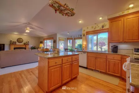 15014 147th Ave E, Orting, WA 98360 photo 9