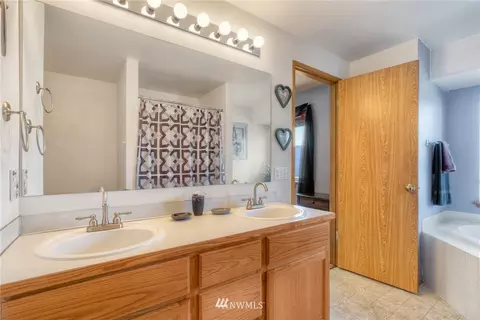 19904 16th Ave E, Spanaway, WA 98387 photo 11