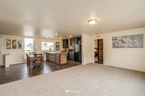 214 E Third St, Waterville, WA 98858 photo 10