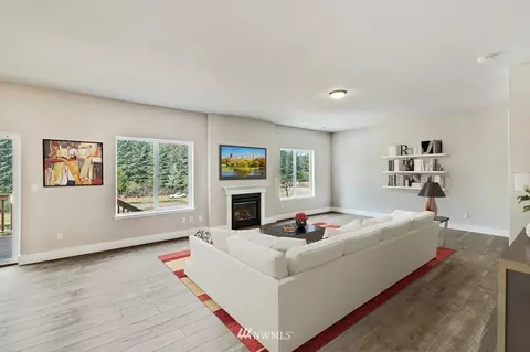 90 Eugenia Pl, Allyn, WA 98524 photo 4