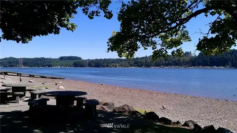 90 Eugenia Pl, Allyn, WA 98524 photo 22