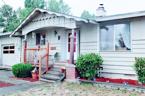 703 Kansas St SW, Orting, WA 98360 photo 1