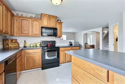 114 Silvernail St NE, Orting, WA 98360 photo 6
