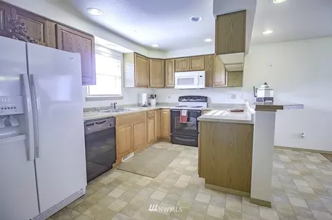 1211 Orting Kapowsin Hwy E, Orting, WA 98360 photo 4
