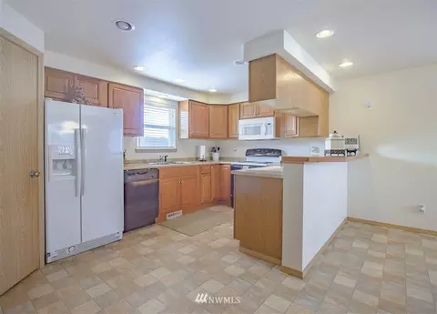 1211 Orting Kapowsin Hwy E, Orting, WA 98360 photo 3