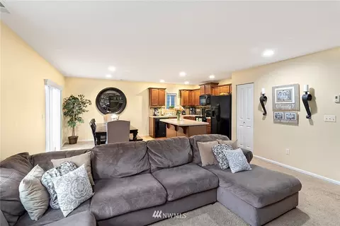 2203 194th St E, Spanaway, WA 98387 photo 13
