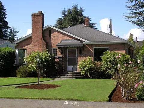 912 Rucker Ave, Everett, WA 98201 photo 1